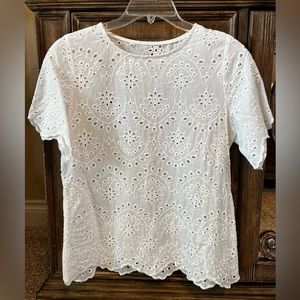 NWOT White eyelet lace scalloped short sleeve blouse Sz M Spring Easter summer